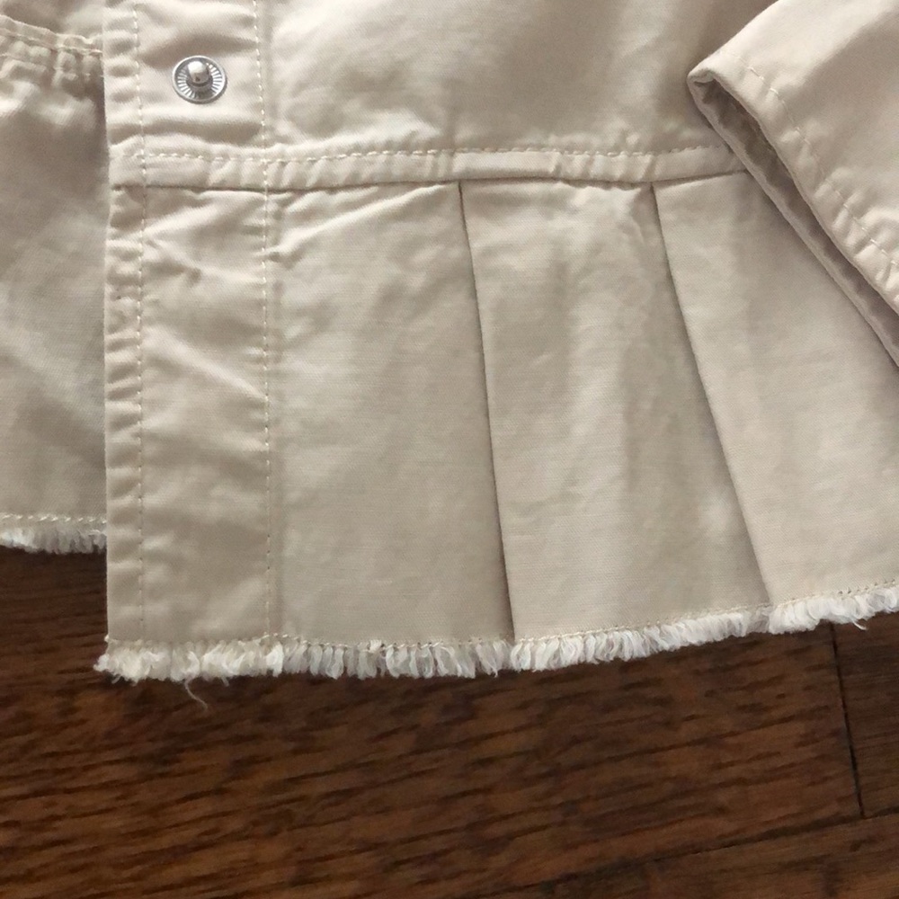 Gap Lightweight Jacket - image 3